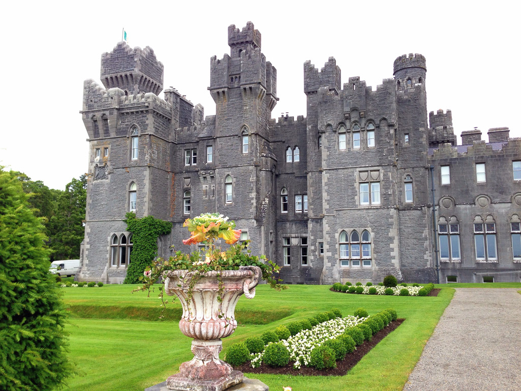 Peaceful Ashford Castle - Cong, Ireland
