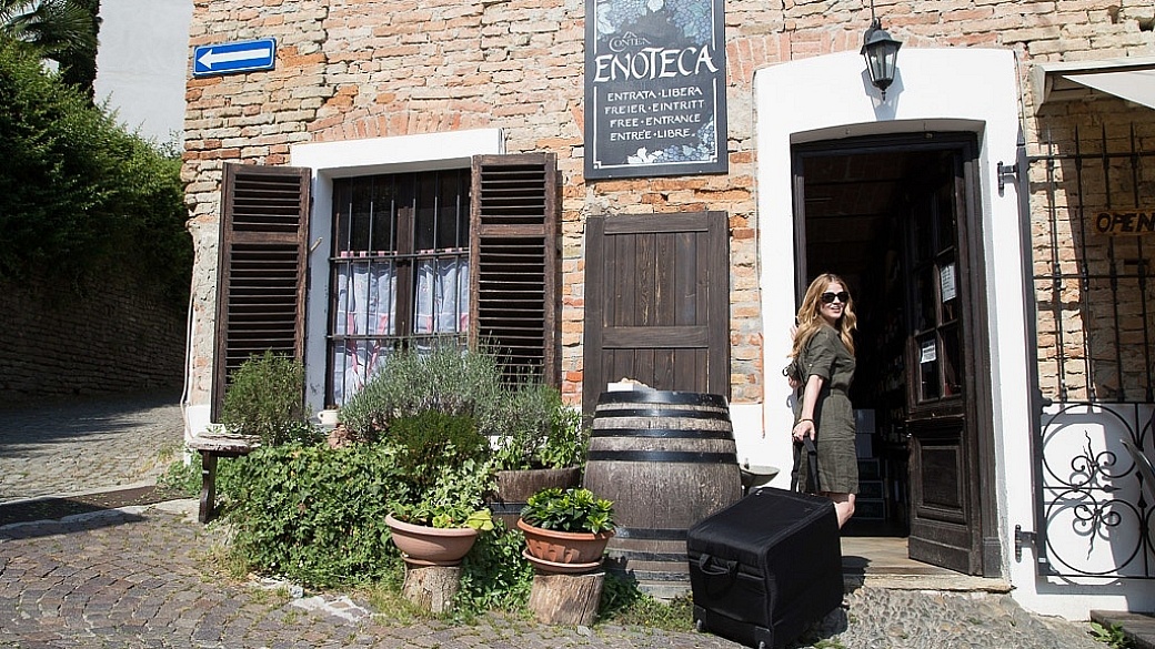 Wine Check Bag Piemonte Italy
