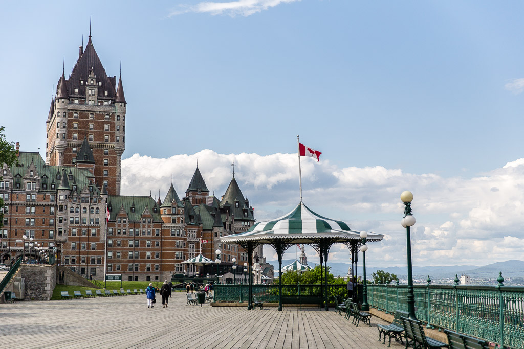 Terrasse Dufferin Chateau Frontenac - Old Town Quebec