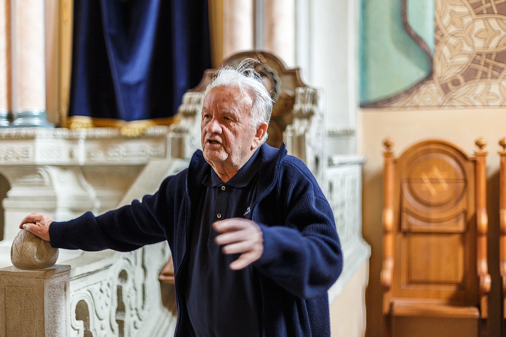 Barnabas Fehrer keeper Mad Synagogue - Holocaust Remembrance