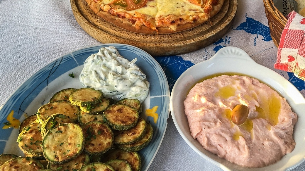 Alkyona food Oia, Santorini