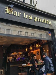 Restaurants in Paris Bar les Pirates