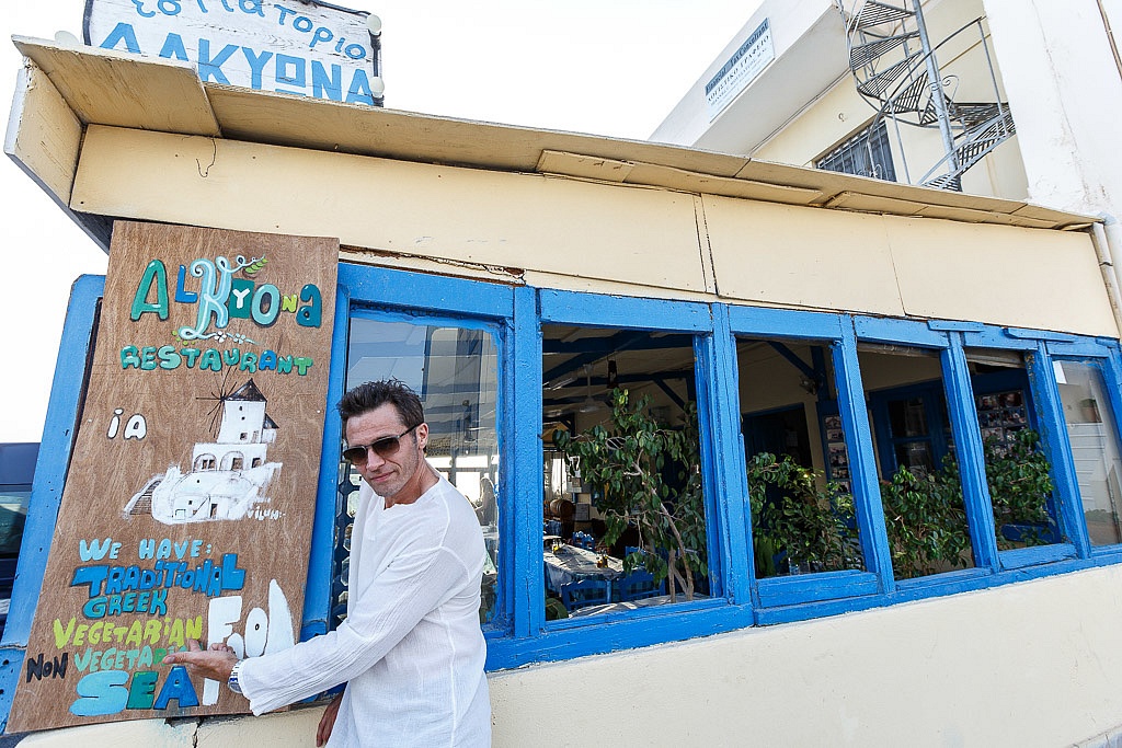 Seamus Dever Alkyona Restaurant Oia Santorini